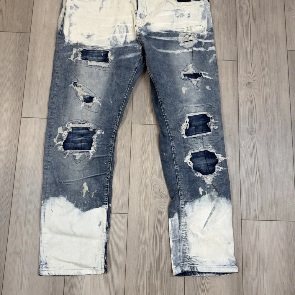 Copper Rivet Size 42/32 Slim Fit Distressed Jeans Bleached - Picture 3 of 10